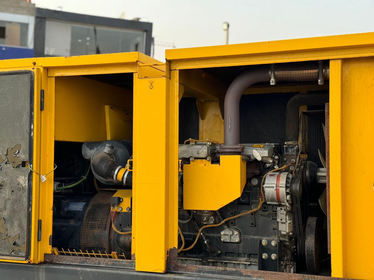 مولد Atlas Coco 130 Kva