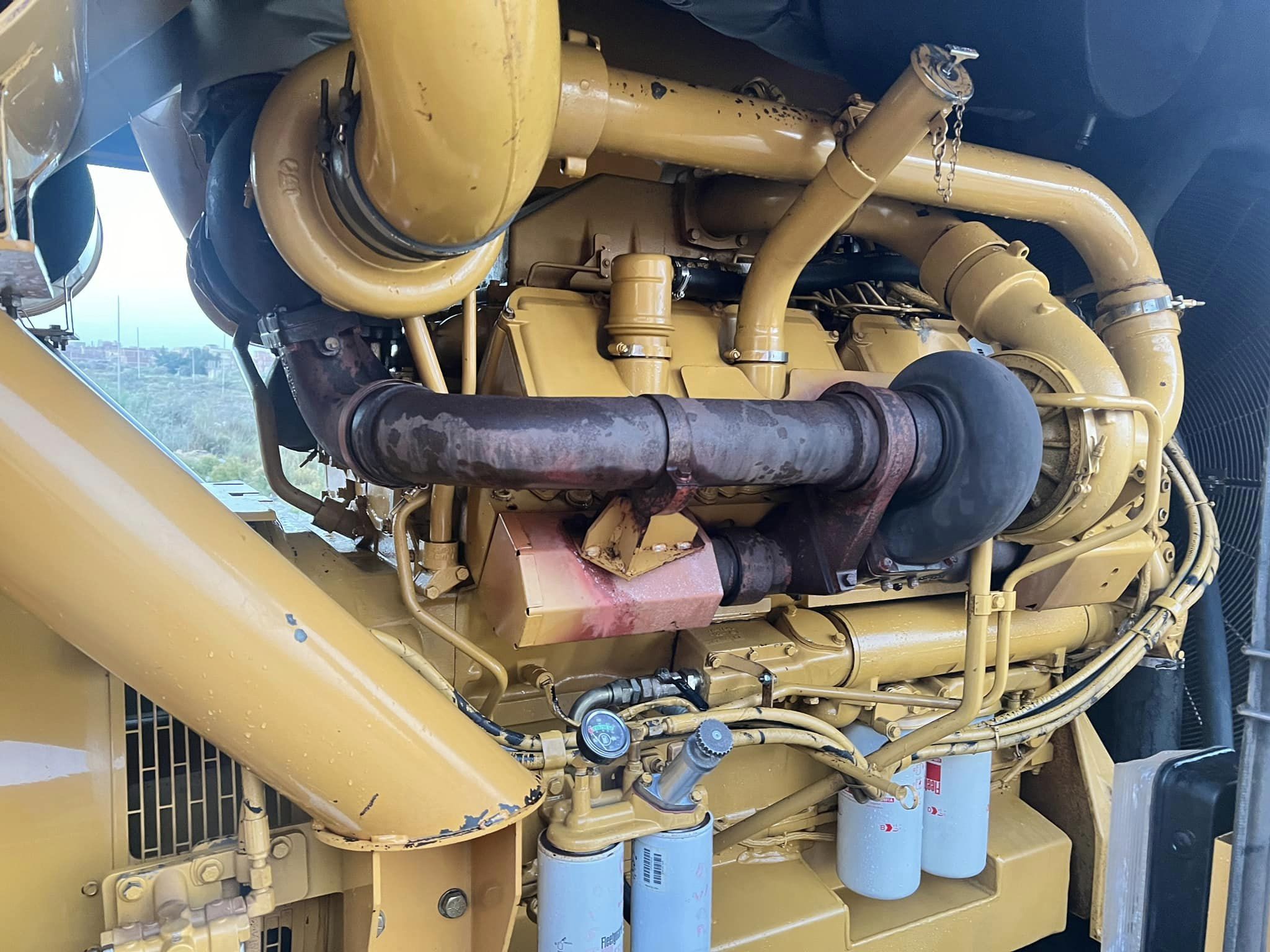 مولد 3412 810 Kva