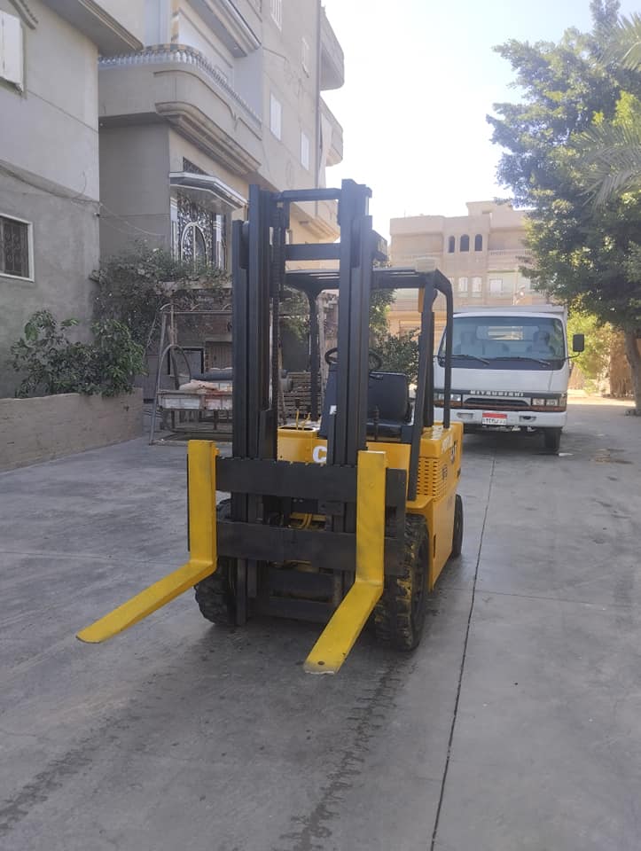 كلارك Caterpillar 3 طن