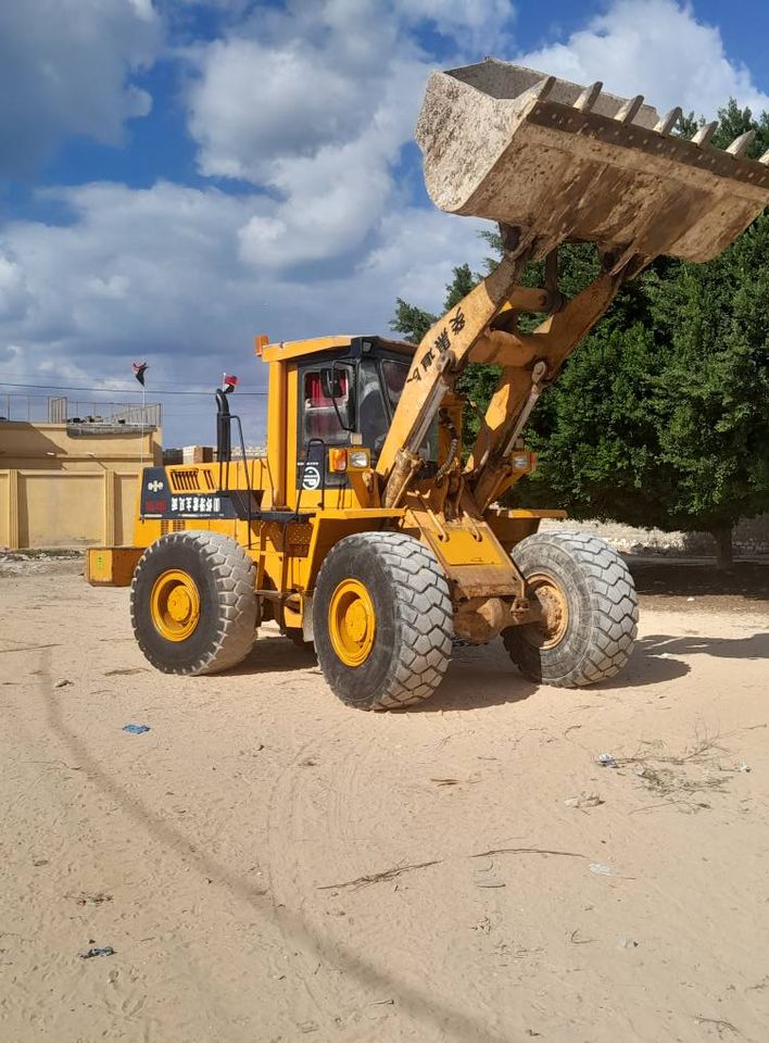 لودر 400 كوماتسو